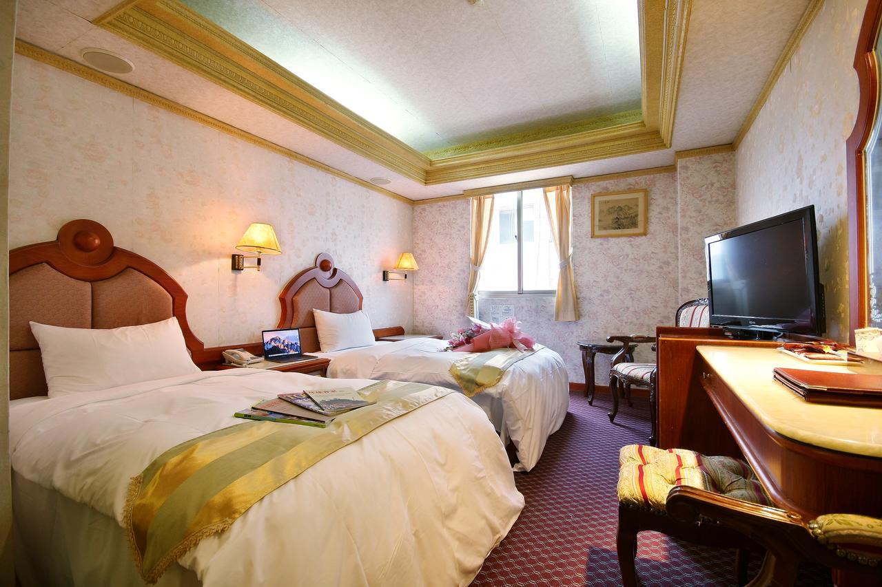 Wang Fu Hotel Miaoli Eksteriør bilde